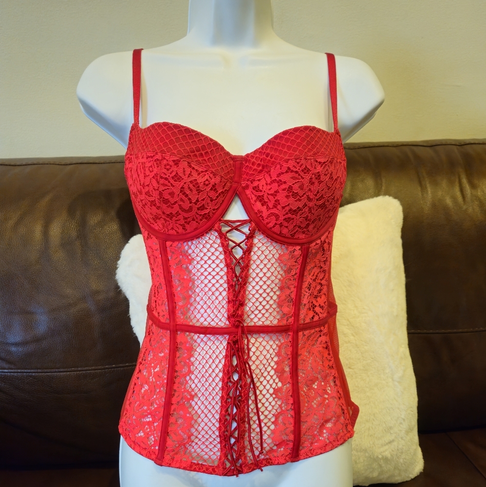 Victoria secret corset..size 34C never used.